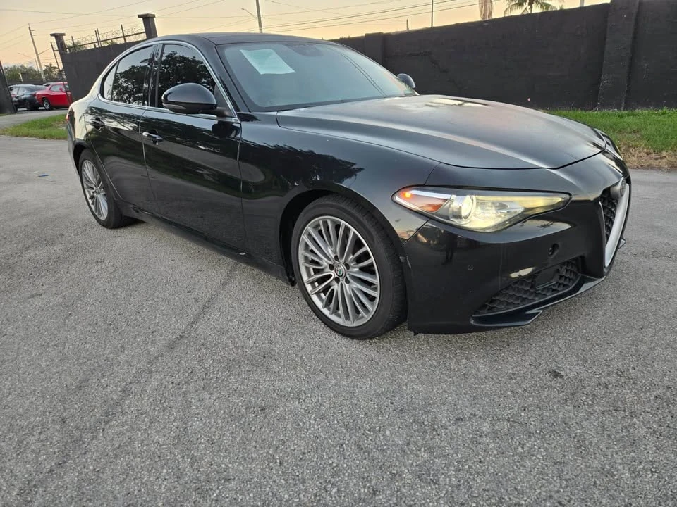 2018 Alfa Romeo Giulia - Image 2 of 12