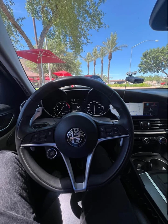 2018 Alfa Romeo Giulia - Image 6 of 20