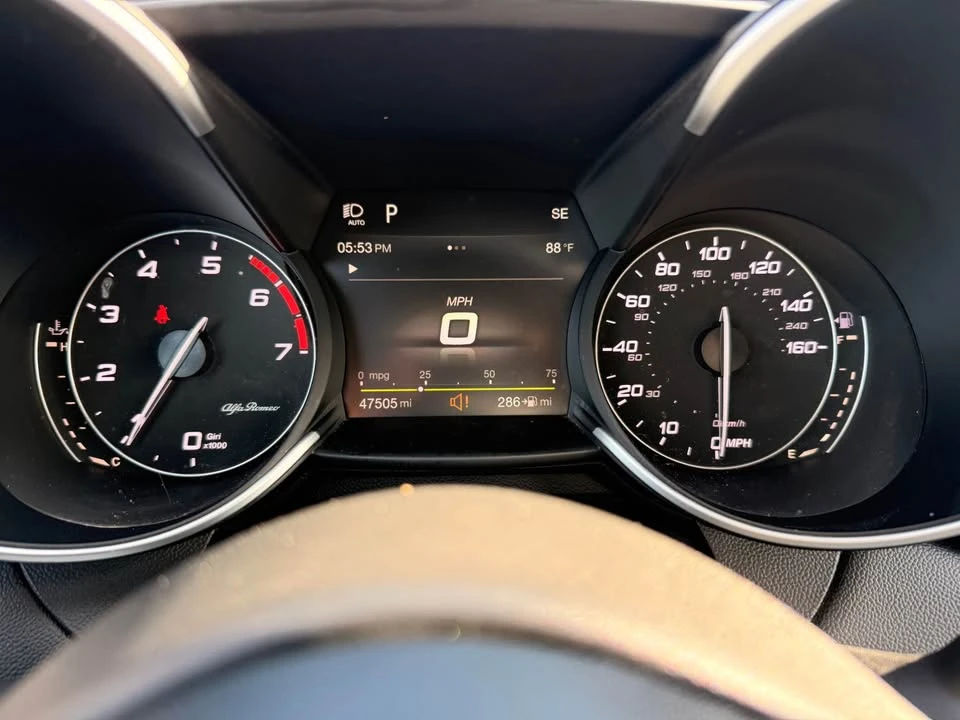 2018 Alfa Romeo Giulia - Image 11 of 14
