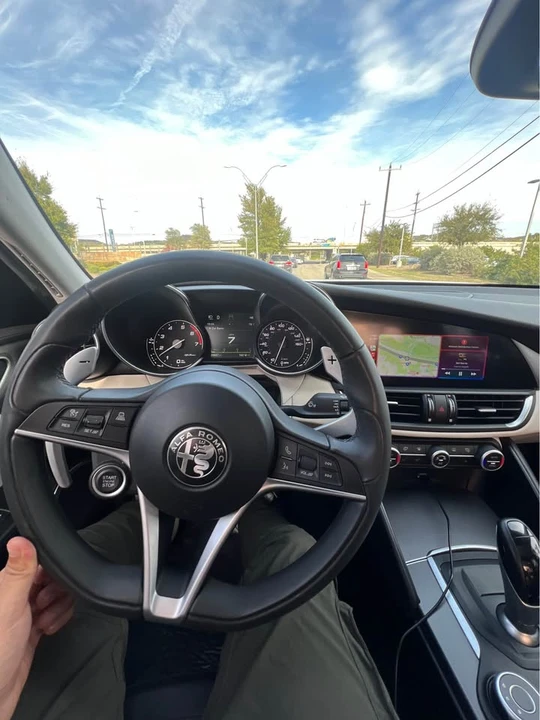 2018 Alfa Romeo Giulia - Image 20 of 20