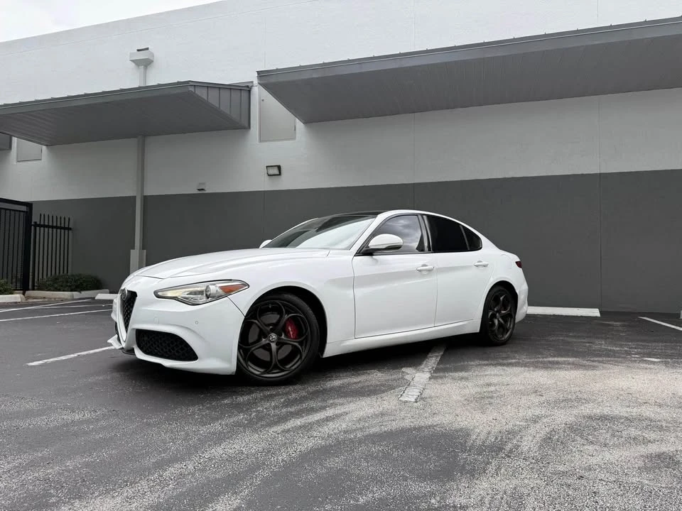 2018 Alfa Romeo Giulia - Image 3 of 16