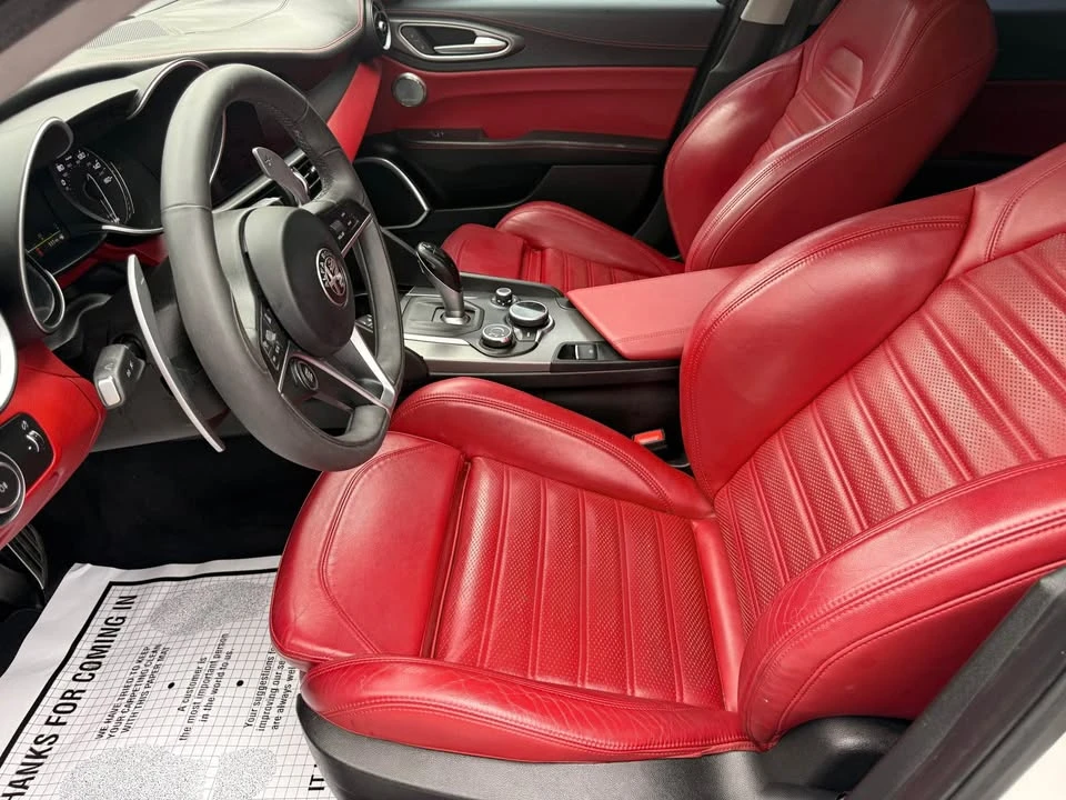 2018 Alfa Romeo Giulia - Image 12 of 16