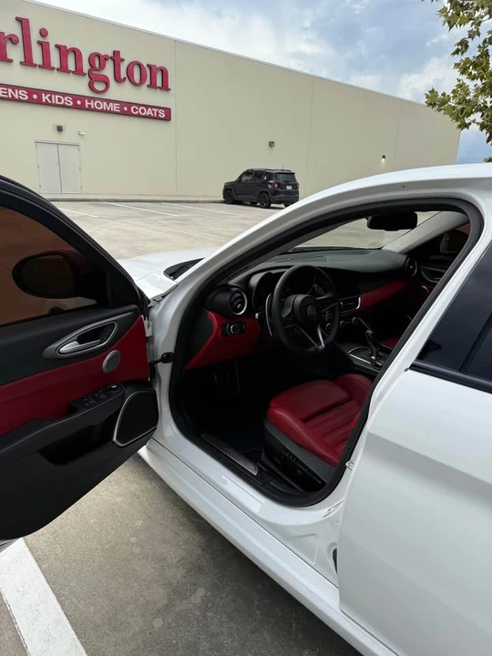2018 Alfa Romeo Giulia - Image 7 of 7