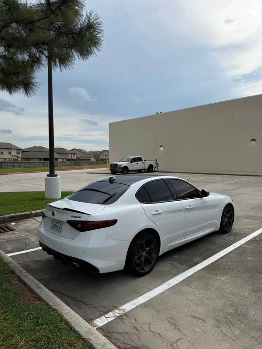2018 Alfa Romeo Giulia - Image 5 of 7