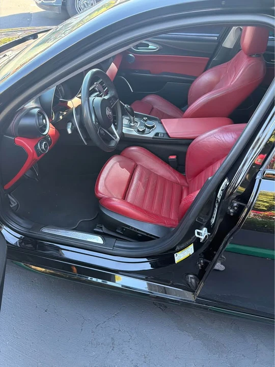 2018 Alfa Romeo Giulia - Image 2 of 5
