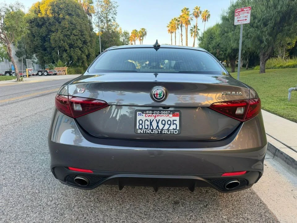 2018 Alfa Romeo Giulia - Image 3 of 13