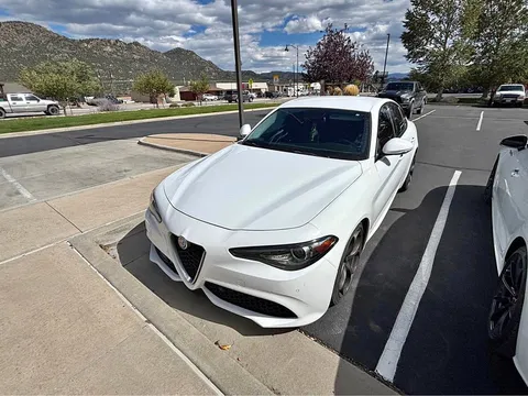 2018 Alfa Romeo Giulia Ti Sport Sedan 4D