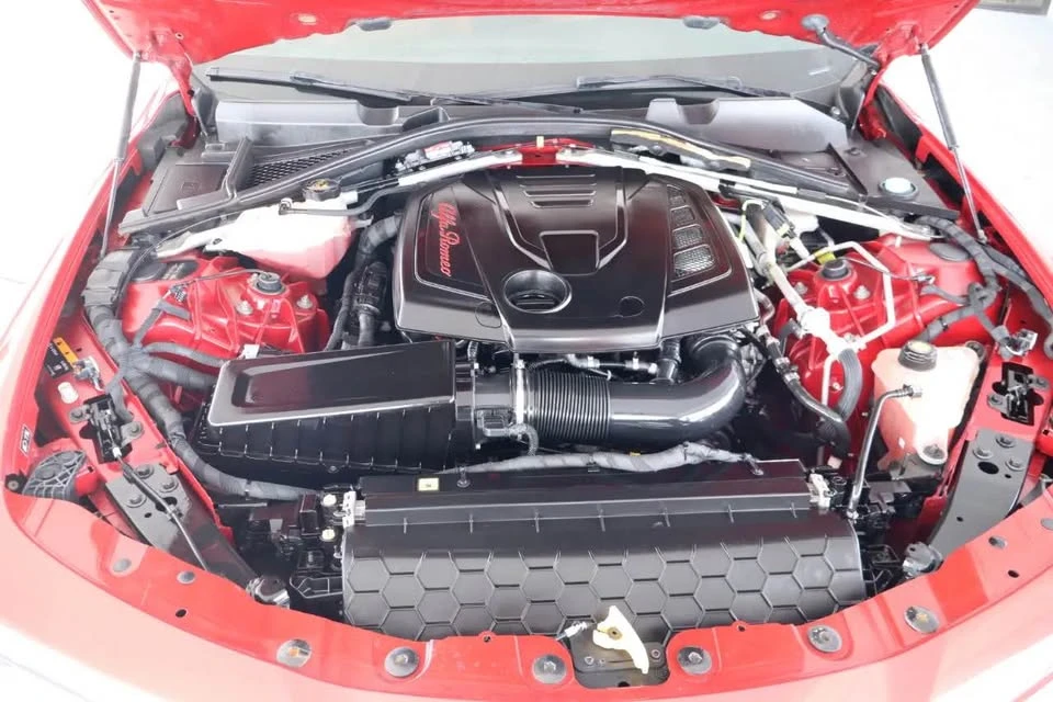 2018 Alfa Romeo Giulia - Image 12 of 12