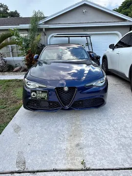 2018 Alfa Romeo Giulia Ti Sport Sedan 4D