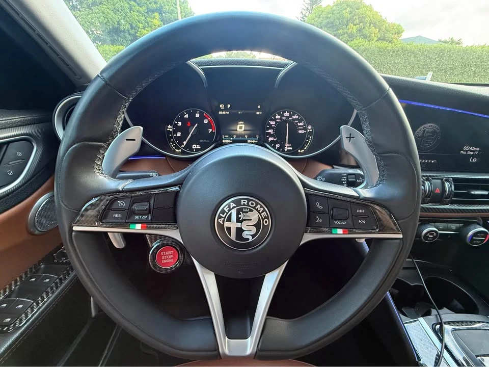2018 Alfa Romeo Giulia - Image 7 of 14
