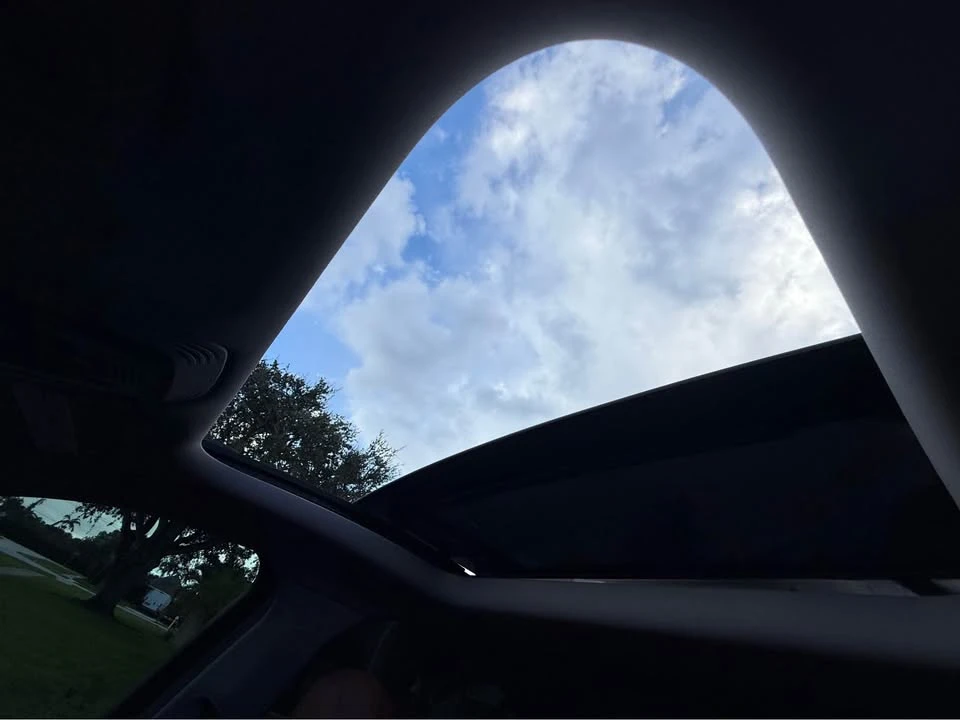 2018 Alfa Romeo Giulia - Image 13 of 14