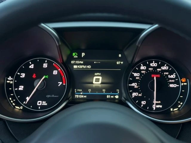 2018 Alfa Romeo Giulia - Image 18 of 24