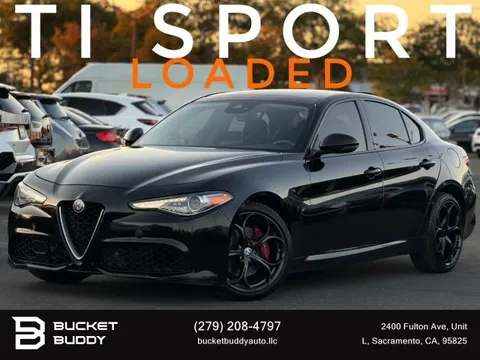2018 Alfa Romeo Giulia Ti Sport Sedan 4D