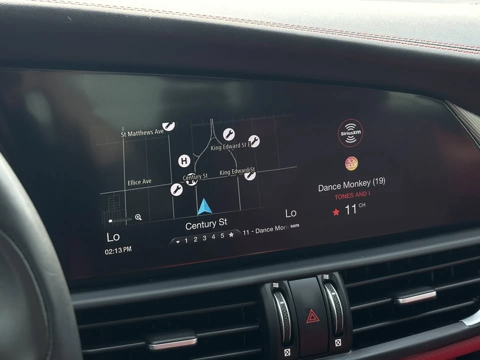 2018 Alfa Romeo Giulia - Image 10 of 17