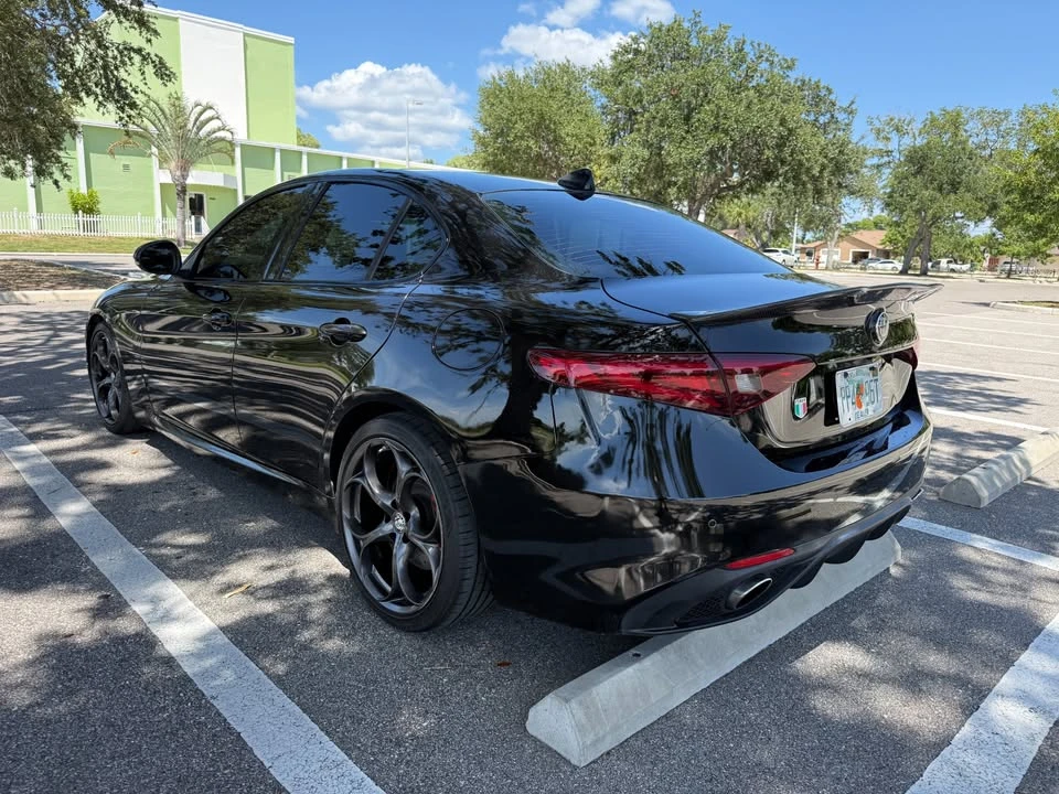 2018 Alfa Romeo Giulia - Image 7 of 18
