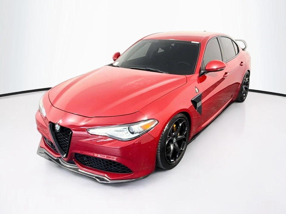2018 Alfa Romeo Giulia - Image 2 of 11
