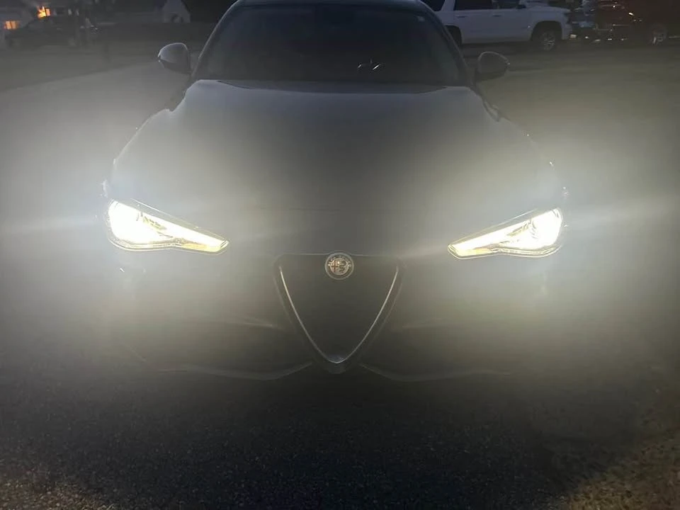 2018 Alfa Romeo Giulia - Image 2 of 19