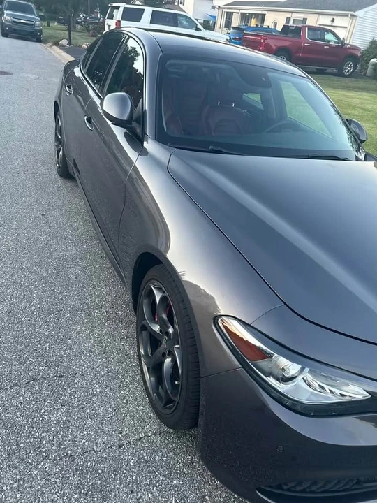 2018 Alfa Romeo Giulia - Image 4 of 19