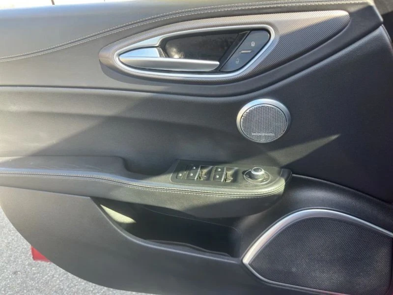 2018 Alfa Romeo Giulia - Image 12 of 12