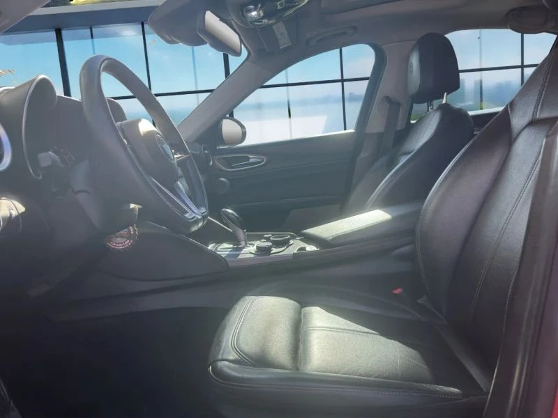 2018 Alfa Romeo Giulia - Image 9 of 12