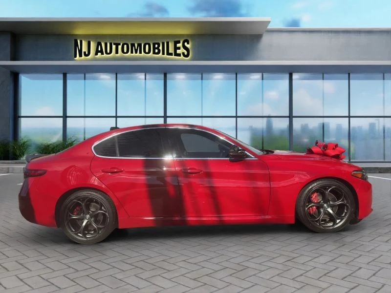 2018 Alfa Romeo Giulia - Image 8 of 12