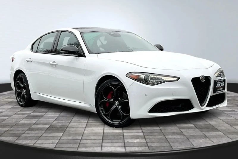 2018 Alfa Romeo Giulia - Image 3 of 12