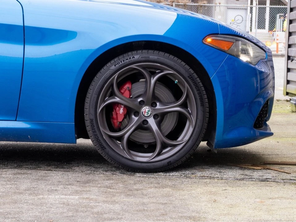 2018 Alfa Romeo Giulia - Image 19 of 20