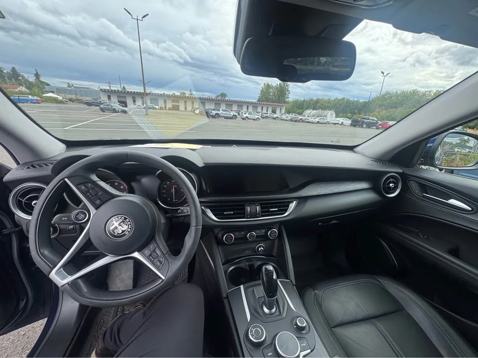 2018 Alfa Romeo Giulia - Image 10 of 10