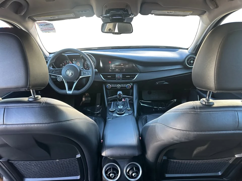 2018 Alfa Romeo Giulia - Image 9 of 19
