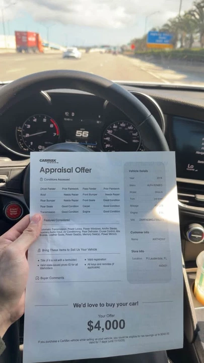 2018 Alfa Romeo Giulia - Image 10 of 20