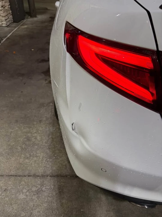2018 Alfa Romeo Giulia - Image 14 of 20
