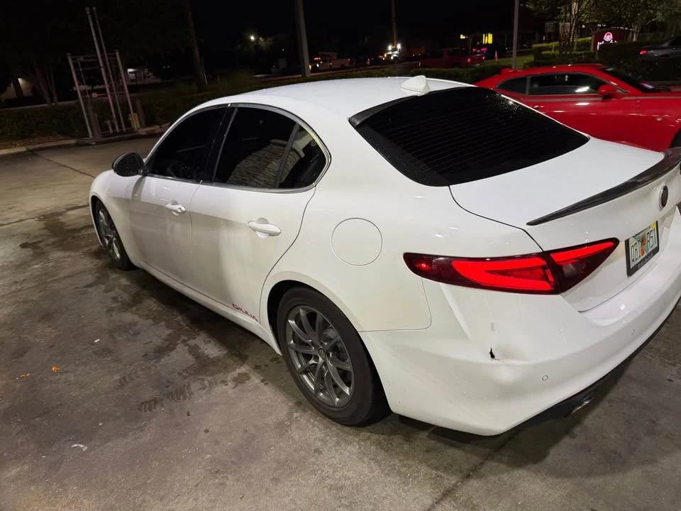 2018 Alfa Romeo Giulia - Image 12 of 20