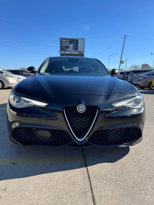 2018 Alfa Romeo Giulia - Image 3 of 13