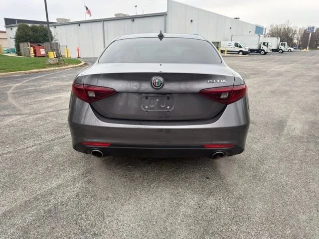 2018 Alfa Romeo Giulia - Image 8 of 20