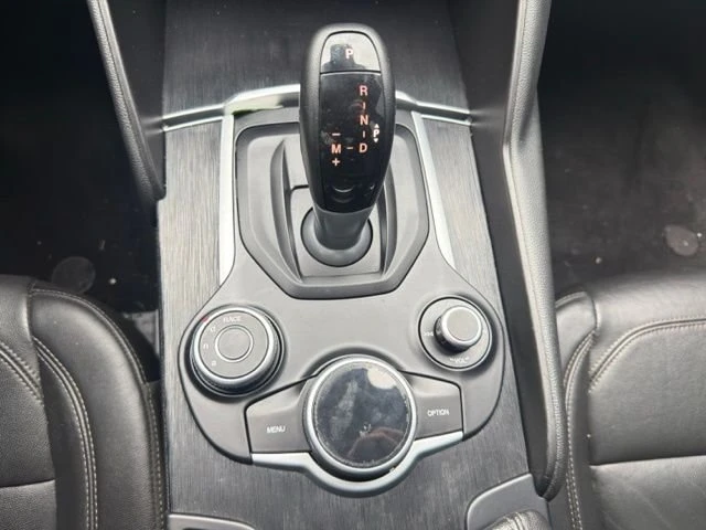 2018 Alfa Romeo Giulia - Image 18 of 20