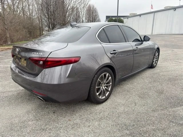 2018 Alfa Romeo Giulia - Image 5 of 20