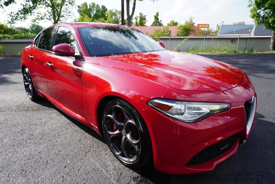 2018 Alfa Romeo Giulia - Image 5 of 20