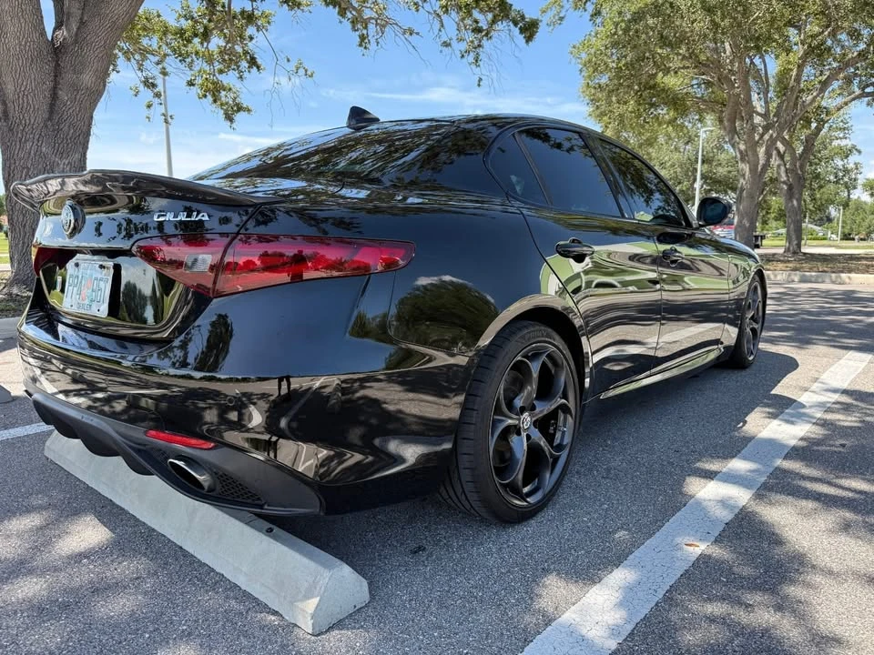 2018 Alfa Romeo Giulia - Image 5 of 18
