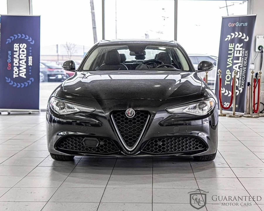 2018 Alfa Romeo Giulia - Image 2 of 20