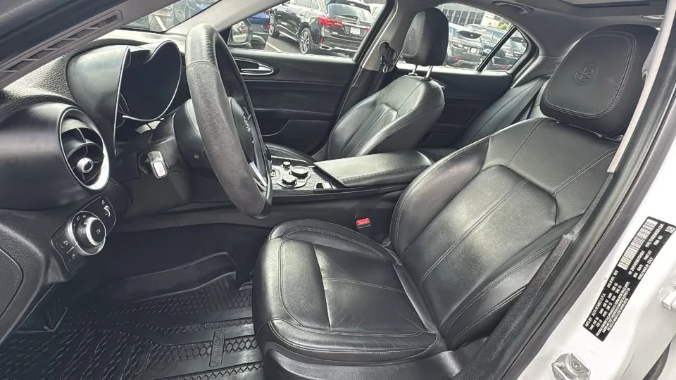 2018 Alfa Romeo Giulia - Image 4 of 20