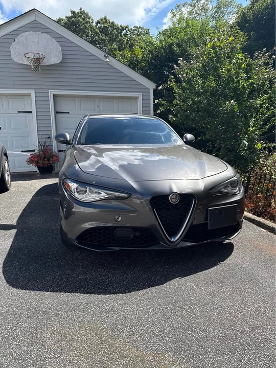 2018 Alfa Romeo Giulia - Image 2 of 9