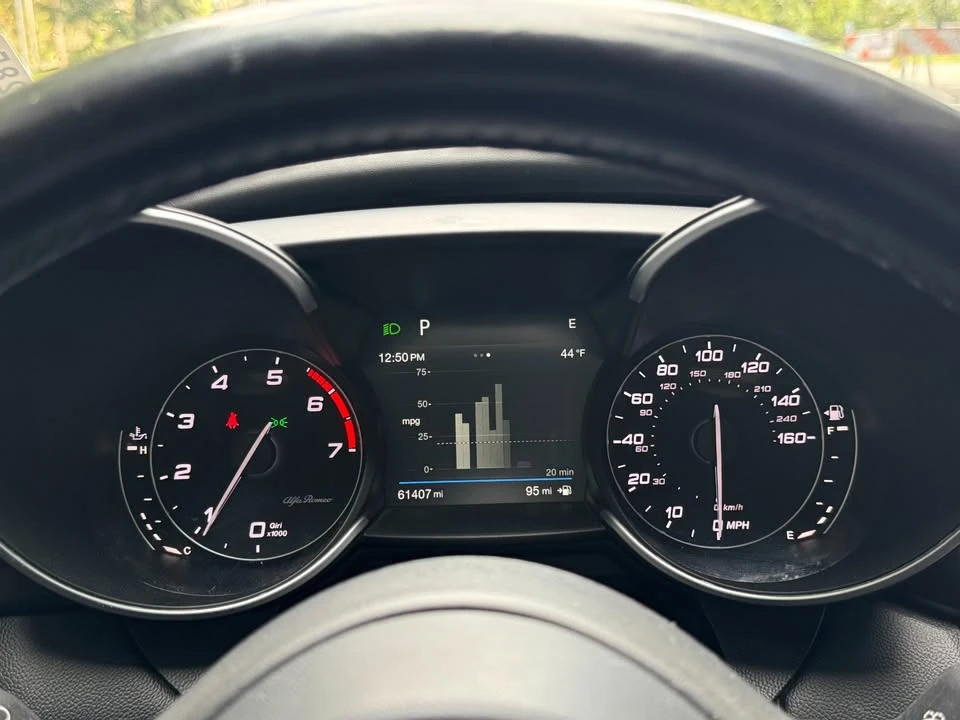 2018 Alfa Romeo Giulia - Image 12 of 20