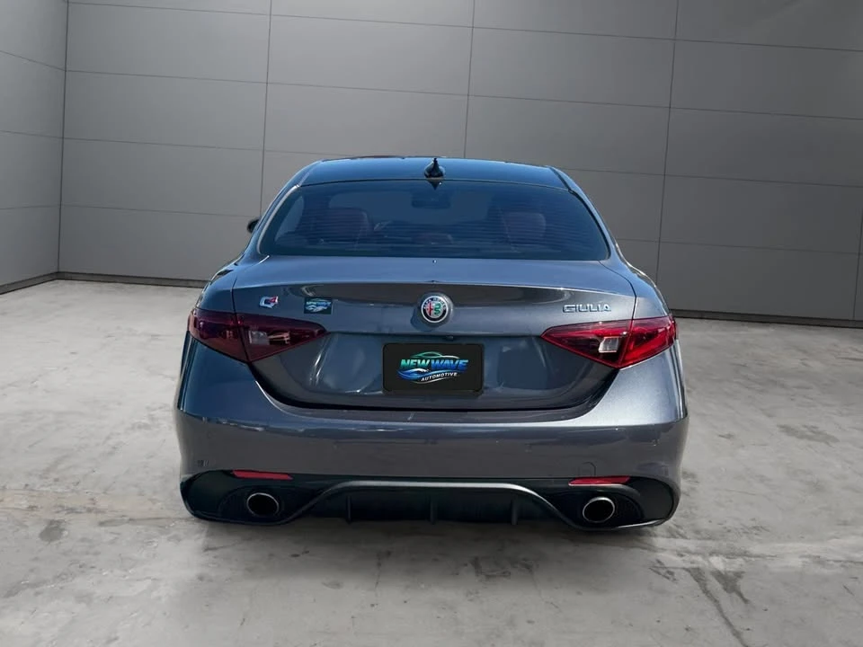 2018 Alfa Romeo Giulia - Image 5 of 20