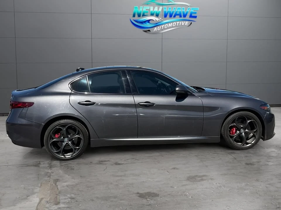 2018 Alfa Romeo Giulia - Image 7 of 20