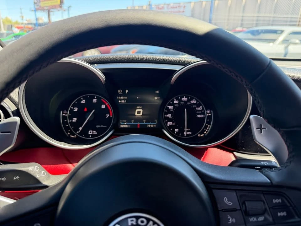 2018 Alfa Romeo Giulia - Image 10 of 20