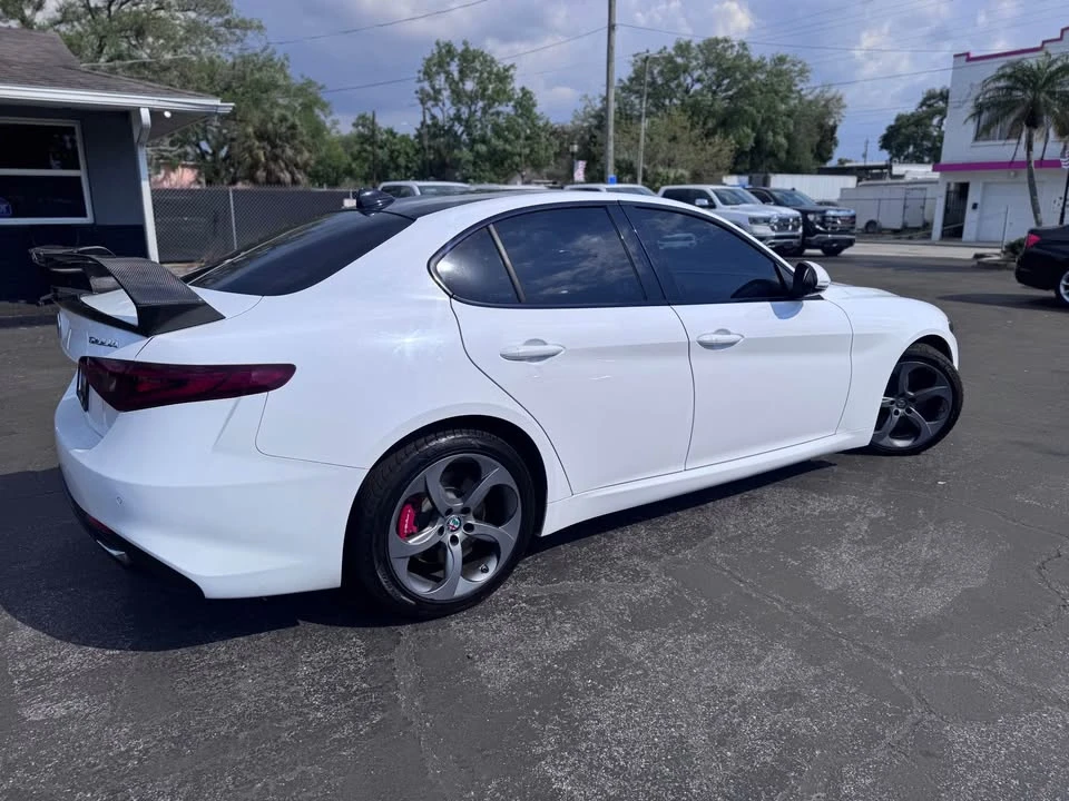 2018 Alfa Romeo Giulia - Image 2 of 7