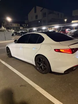 2018 Alfa Romeo Giulia Ti Sport AWD