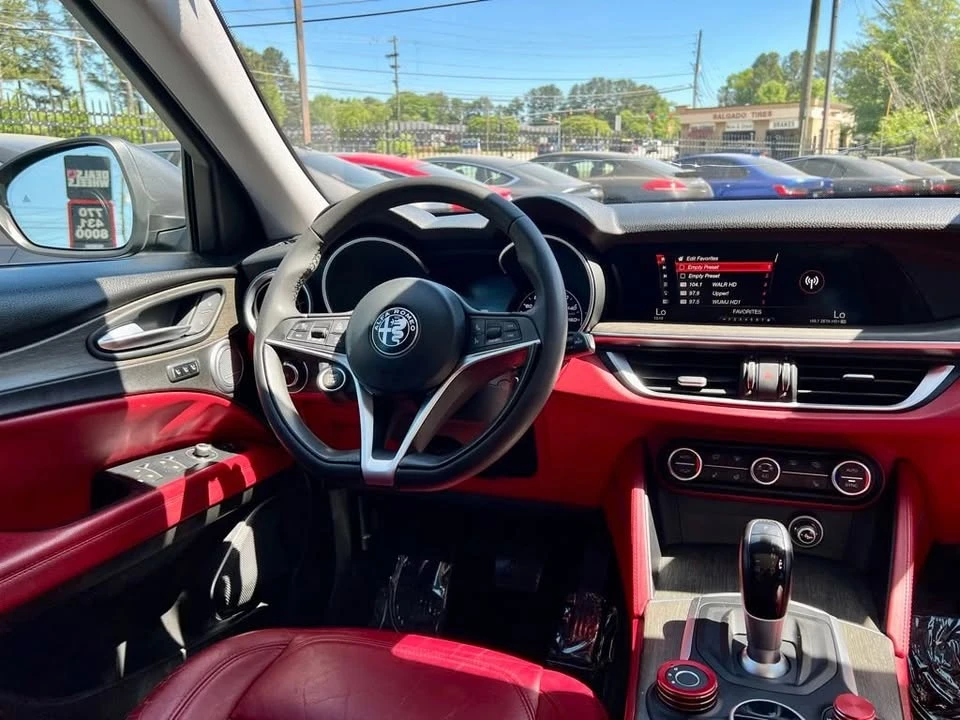 2018 Alfa Romeo Stelvio - Image 19 of 20
