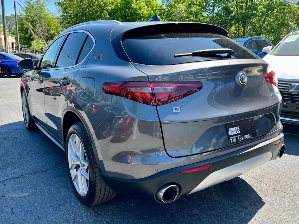 2018 Alfa Romeo Stelvio - Image 13 of 20