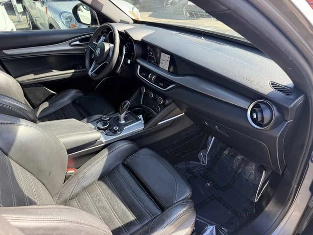 2018 Alfa Romeo Stelvio - Image 11 of 20